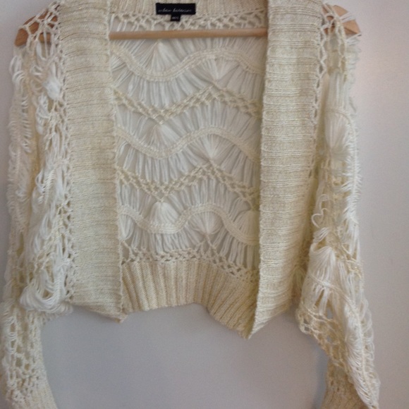 3/$25 URBAN BEHAVIOUR S/M, Bolero/cardi - Picture 5 of 6